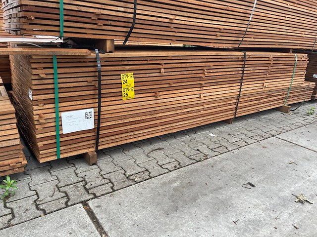 Ca. 140x guyana teak beschoeiingsplanken, 20x100mm, lengte 350cm - afbeelding 4 van  4