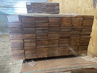 Ca. 140x guyana teak planken geschaafd, 25x145mm, lengte 100cm - afbeelding 2 van  3