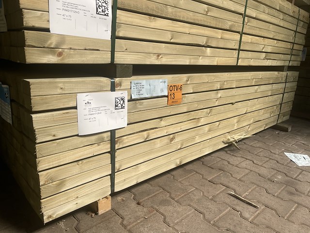 Ca. 140x vuren regels geschaafd geïmpregneerd, 47x75mm, lengte 247cm - afbeelding 4 van  4