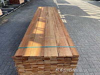 Ca. 141x guyana teak beschoeiingsplanken, 20x100mm, lengte 37/300cm, 104/350cm - afbeelding 1 van  4