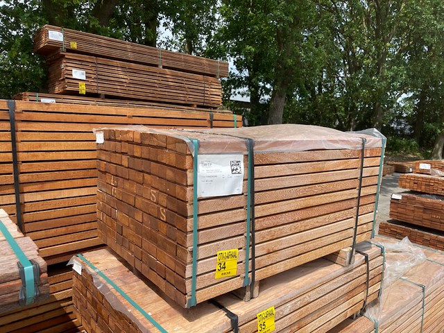 Ca. 143x angelim pedra regels geschaafd, 45x68mm, lengte 130cm - afbeelding 4 van  4