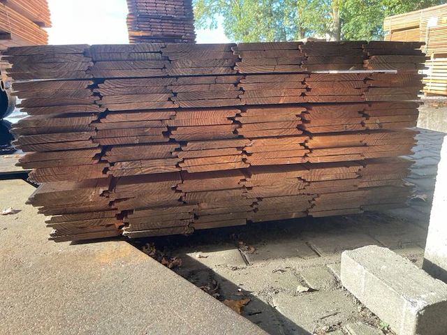 Ca. 144x douglas wisselsponning/halfhoutsrabat, 18x190mm, lengte 500cm - afbeelding 2 van  3