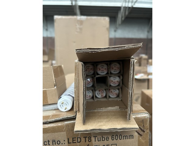 Ca. 144x led t8 tube 600 mm 9w 3500k ellipz lighting - afbeelding 2 van  6