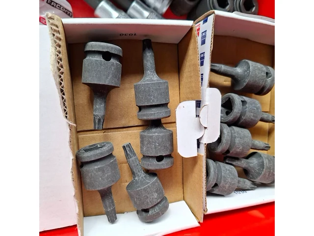 Ca. 145x diverse slagmoerdoppen o.a. gedore - afbeelding 2 van  11