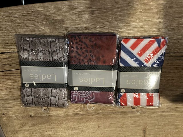 Ca. 145x panty's en leggings - afbeelding 3 van  6