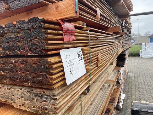 Ca. 149x douglas dubbele rhombus, 20x135mm, lengte 300cm - afbeelding 2 van  3