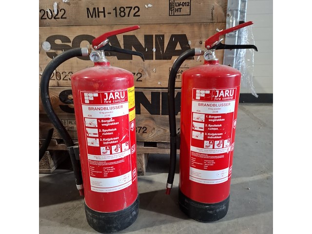 Ca. 14x brandblusser poeder | 6 en 9 kg - afbeelding 2 van  4