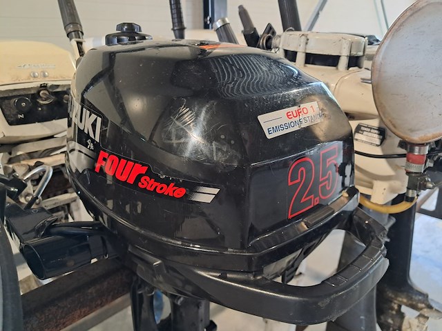 Ca. 14x buitenboordmotoren, o.a. suzuki, honda, mercury en yamaha - afbeelding 2 van  33