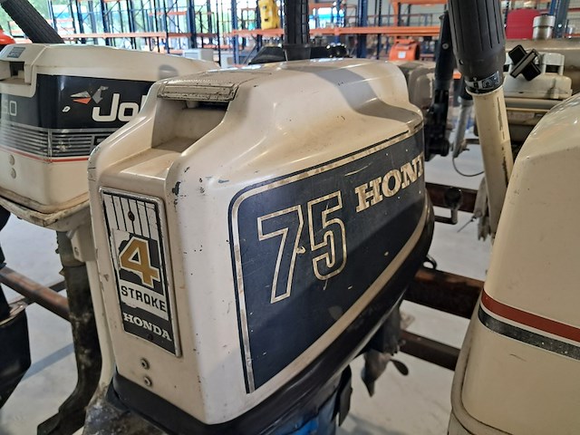 Ca. 14x buitenboordmotoren, o.a. suzuki, honda, mercury en yamaha - afbeelding 17 van  33
