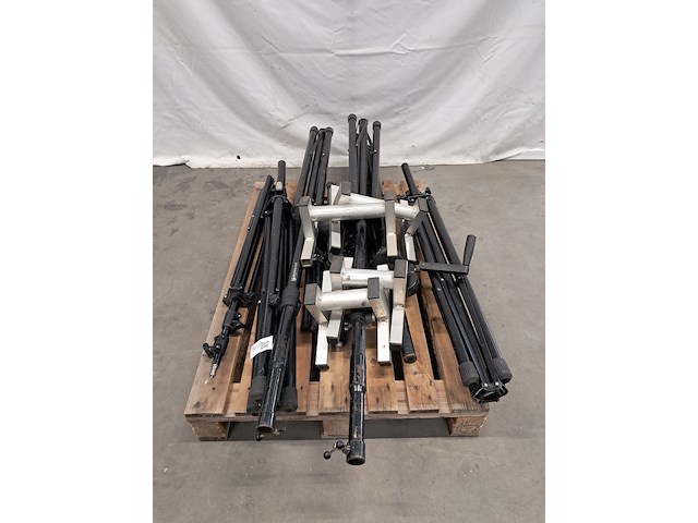 Ca. 14x div. statieven, zwart - afbeelding 2 van  8