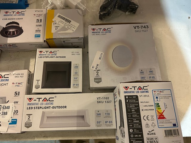 Ca. 14x diverse led verlichting, w.o. v-tac - afbeelding 3 van  5