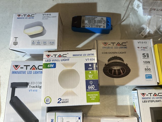 Ca. 14x diverse verlichting, spots en toebehoren, v-tac - afbeelding 3 van  9