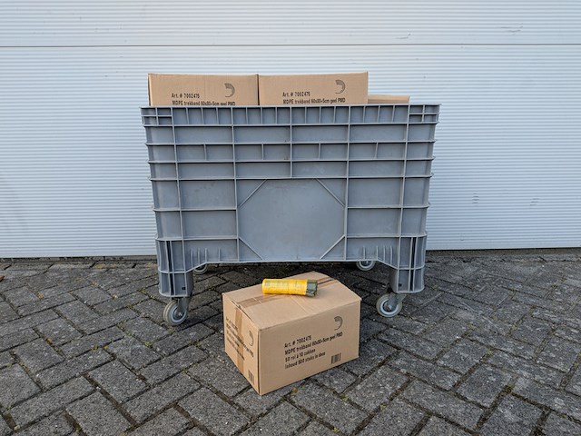 Ca. 14x doos mdpe-afvalzakken met trekband, en 10x doos beco pets poepzakjes - afbeelding 1 van  9