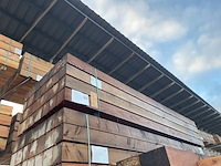 Ca. 14x douglas balken fijnbezaagd, 150x150mm, lengte 400cm - afbeelding 4 van  4