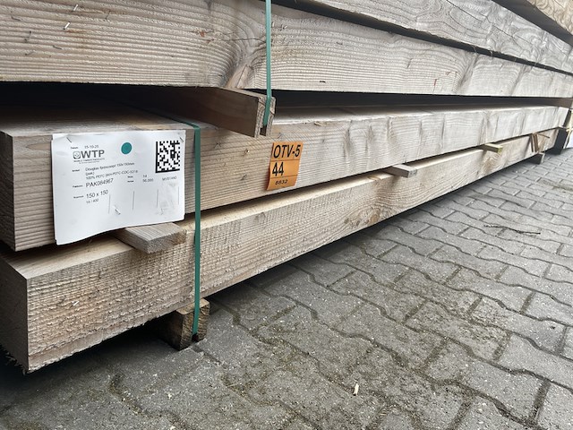 Ca. 14x douglas balken fijnbezaagd, 150x150mm, lengte 400cm - afbeelding 4 van  4