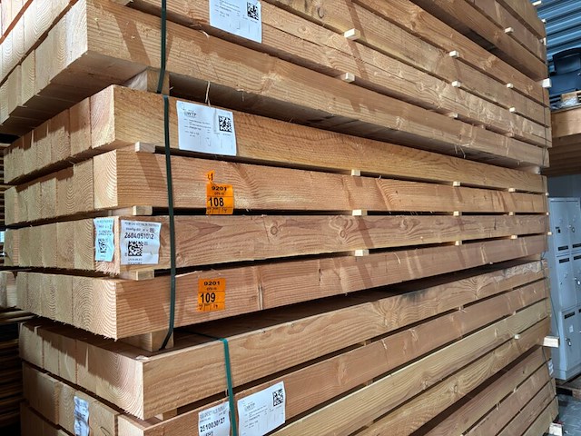Ca. 14x douglas balken fijnbezaagd, 150x150mm, lengte 400cm - afbeelding 4 van  4