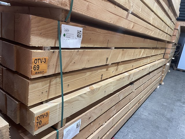 Ca. 14x douglas balken fijnbezaagd, 150x150mm, lengte 500cm - afbeelding 4 van  4