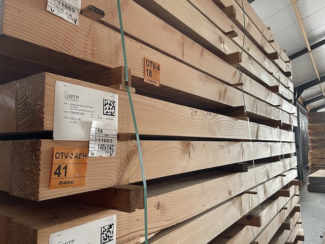 Ca. 14x douglas balken geschaafd, 140x140mm, lengte 400cm - afbeelding 4 van  4