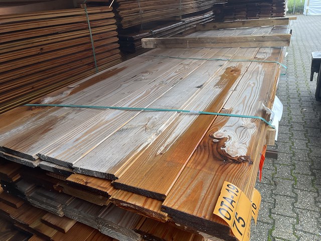 Ca. 14x douglas wisselsponning, 18x145mm, lengte 400cm - afbeelding 1 van  3