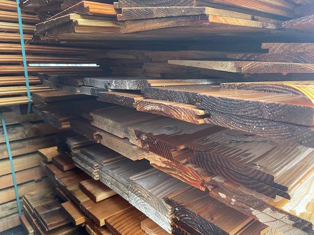 Ca. 14x douglas wisselsponning, 18x145mm, lengte 400cm - afbeelding 3 van  3