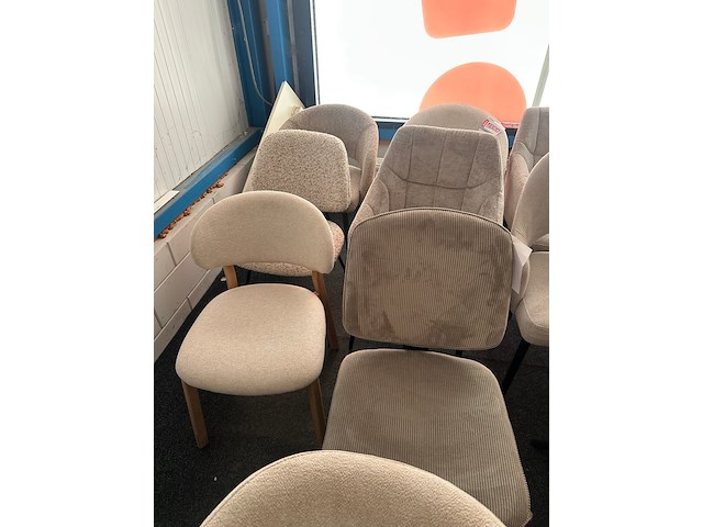 Ca. 14x eetkamerstoelen, beige - afbeelding 4 van  8