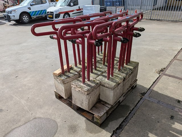 Ca. 14x fiets parkeersysteem, erlau, pedalo - afbeelding 7 van  10