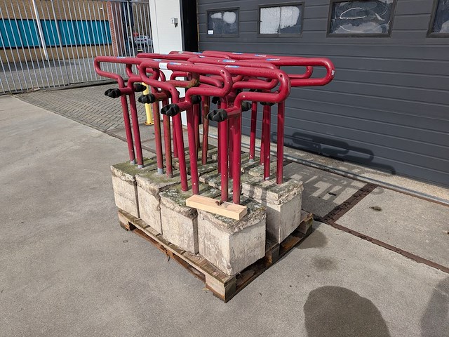 Ca. 14x fiets parkeersysteem, erlau, pedalo - afbeelding 9 van  10