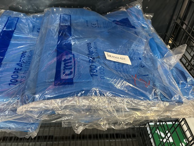 Ca. 14x isolatieschort, cmt, 100 pl aprons - afbeelding 2 van  5