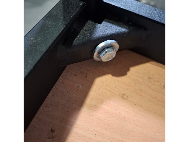 Ca. 14x kantinetafel en 1x bureau, o.a. schilte - afbeelding 3 van  10