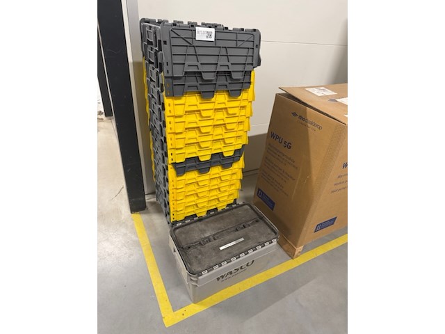 Ca. 14x magazijnbak, engels, distribox - afbeelding 1 van  6