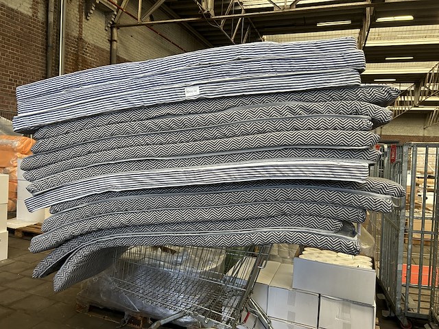 Ca. 14x matras - afbeelding 1 van  5