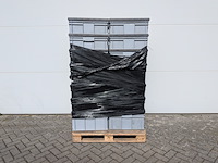 Ca. 14x stapelbare kunststof koffer, engels, e-line