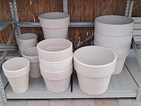 Ca. 14x stenen bloempot - afbeelding 1 van  10