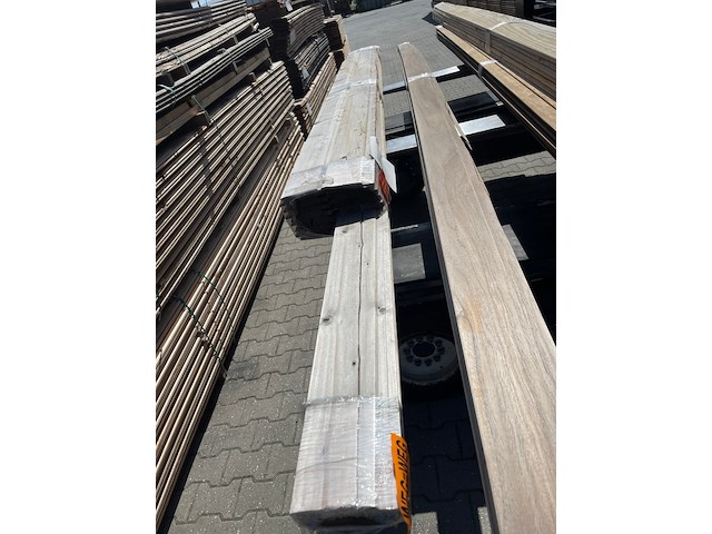 Ca. 14x thermo vuren channelsiding, 20x121mm, lengte 11/300cm, 3/480cm - afbeelding 1 van  3