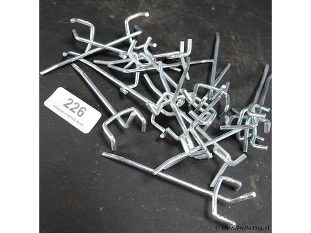 Ca. 15 haken voor winkeldisplay l10cm - afbeelding 2 van  3