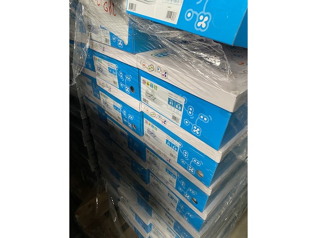 Ca. 1500x sportschoenen, diverse maten en modellen - afbeelding 4 van  6