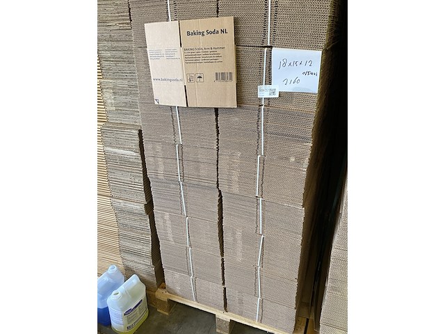 Ca. 1500x verzenddozen 18x15x12cm zware enkelgolf, bruin - afbeelding 1 van  3