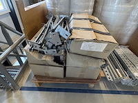 Ca. 150x daksteun, shmstl190028m - afbeelding 1 van  4