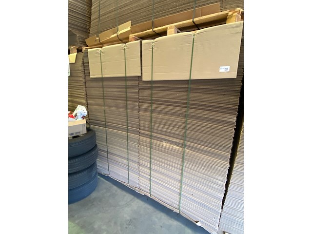 Ca. 150x grote verzenddozen 100x100x40cm dubbelgolf, bruin - afbeelding 1 van  4