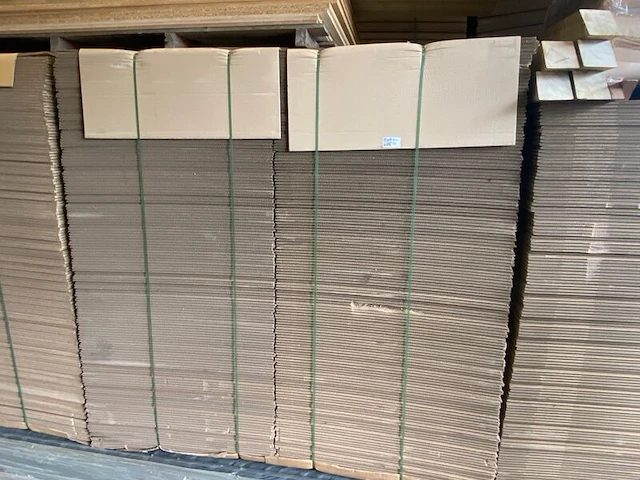 Ca. 150x grote verzenddozen, dubbelgolf, bruin, 100x100x40cm - afbeelding 2 van  4