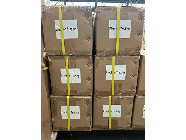 Ca. 150x led tube 18w 6000k 1197 mm, qbright, qb-lt-18w-6k-125-1197 - afbeelding 1 van  4