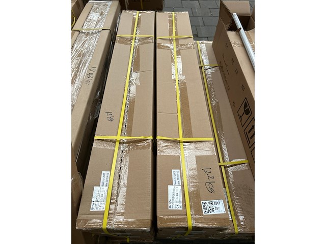 Ca. 150x led tube 18w 6000k 1197 mm, qbright, qb-lt-18w-6k-125-1197 - afbeelding 2 van  4