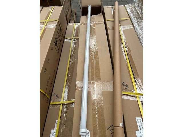 Ca. 150x led tube 18w 6000k 1197 mm, qbright, qb-lt-18w-6k-125-1197 - afbeelding 3 van  4