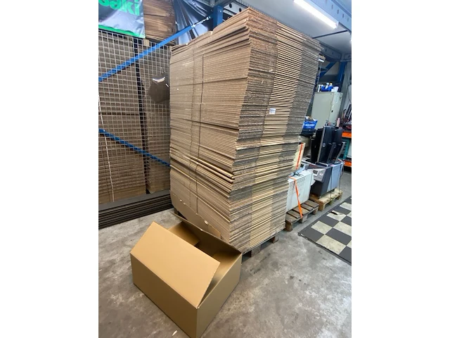 Ca. 150x verzenddozen, dubbelgolf, bruin, 70x54x30cm - afbeelding 1 van  4