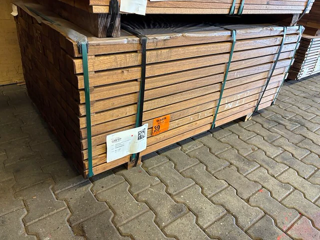 Ca. 151x guyana teak regels geschaafd, 45x68mm, lengte 155cm - afbeelding 4 van  4