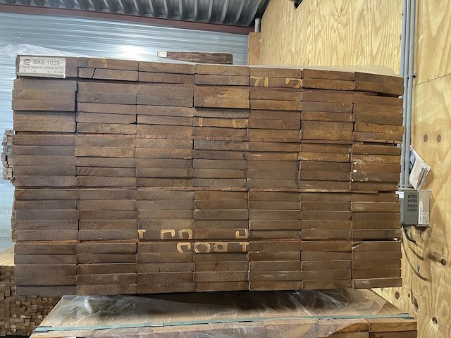 Ca. 154x guyana teak planken geschaafd, 25x145mm, lengte 100cm - afbeelding 3 van  3