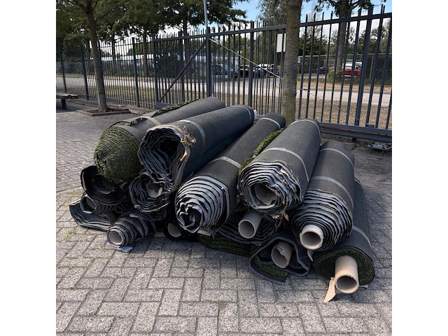 Ca. 159,065m2 kunstgras, 24 mm hoog, groen - afbeelding 3 van  3