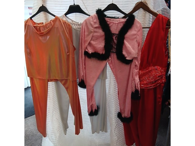 Ca. 159x feestkleding glitter en glans - afbeelding 8 van  8