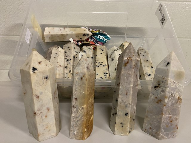 Ca. 15x agaat obelisken - afbeelding 1 van  5