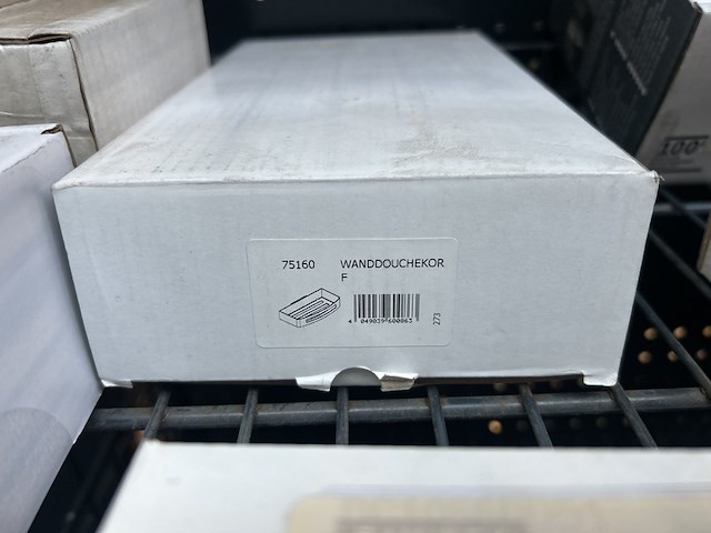 Ca. 15x badkameraccesoires, w.o. keuco, sphinx, duravit - afbeelding 6 van  8